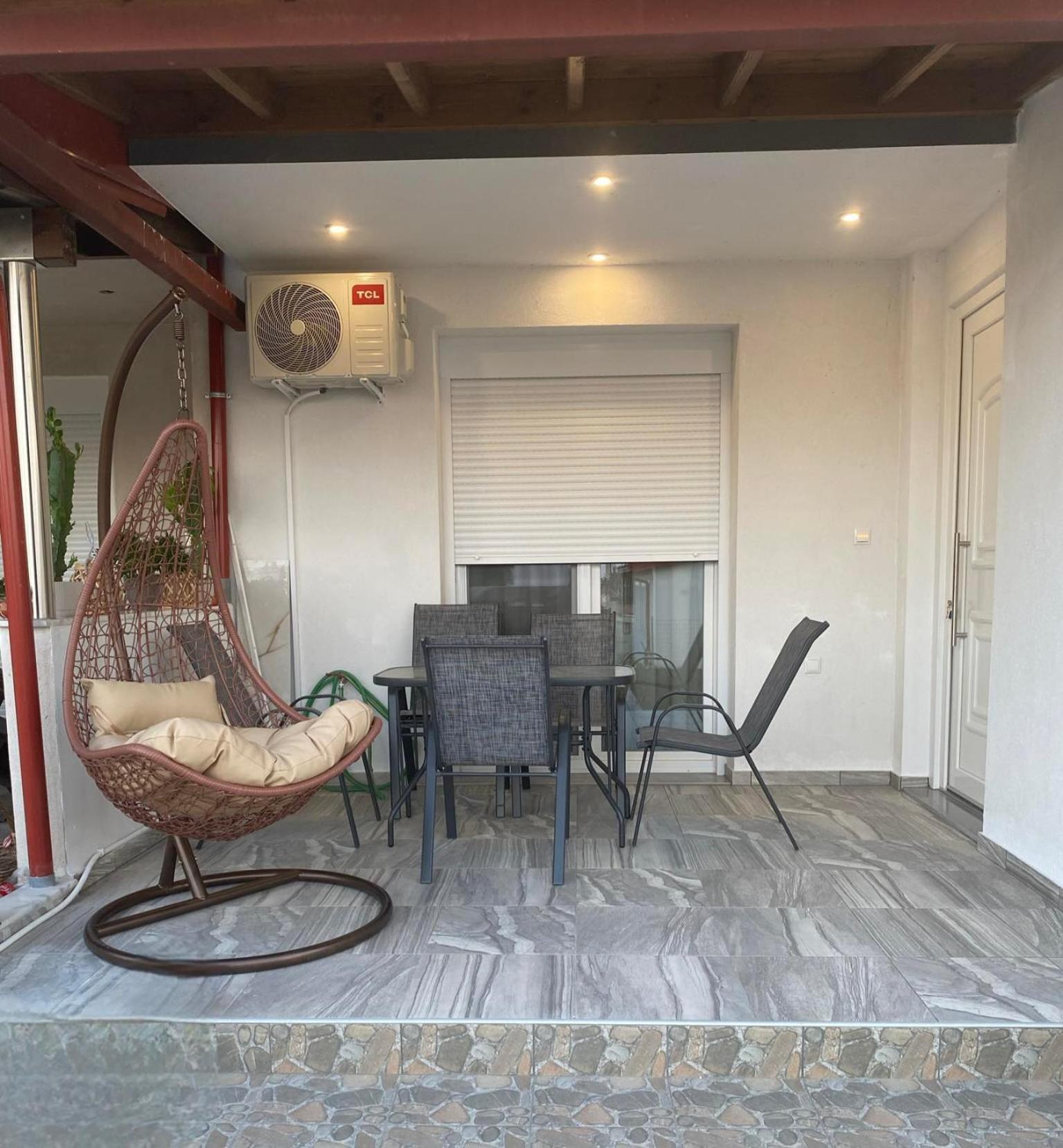Four Seasons Villa Leptokaryá Ngoại thất bức ảnh